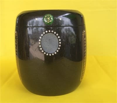 黑色经文坛