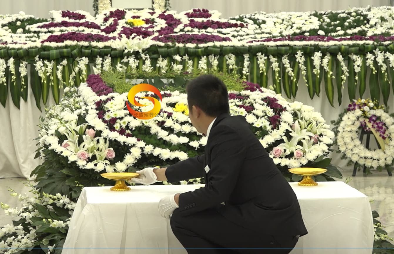 灵堂布置